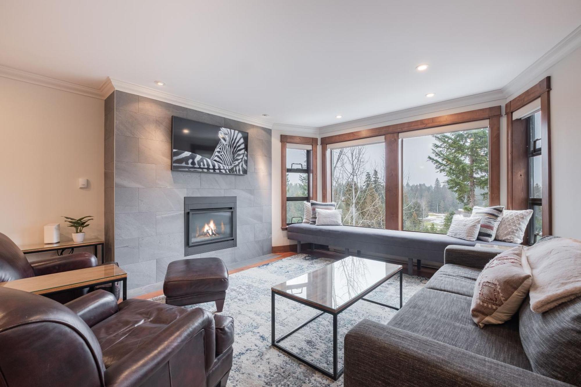 Greyhawk By Outpost Whistler Villa Kültér fotó